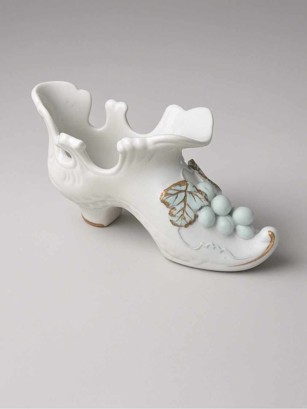 Vintage Lefton Porcelain Renaissance Miniature Shoe White Bisque Grapes 2453